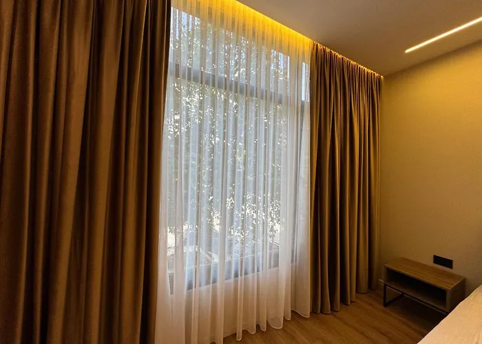 Hotel Andi Downtown Deluxe