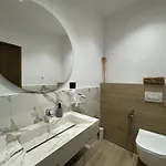 Hotel Andi Downtown Deluxe Vlore