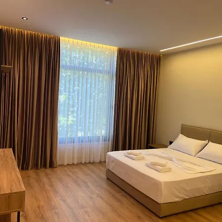 Hotel Andi Downtown Deluxe Vlorë