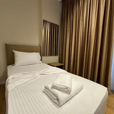 Hotel Andi Downtown Deluxe *
